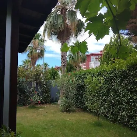 Villa Muestakil, Oezel Havuzlu, Jakuzi Ve Saunali